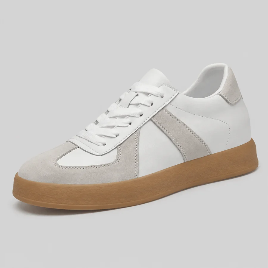 Aerolift Sneaker
